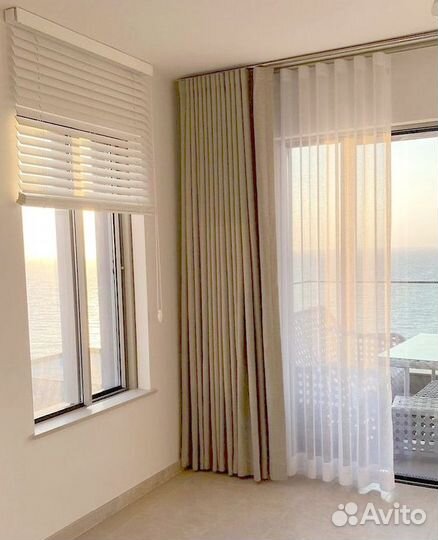 Жалюзи и рулонные шторы на окна