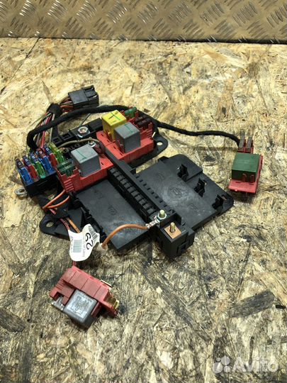 Блок предохранителей mercedes ml163 w163
