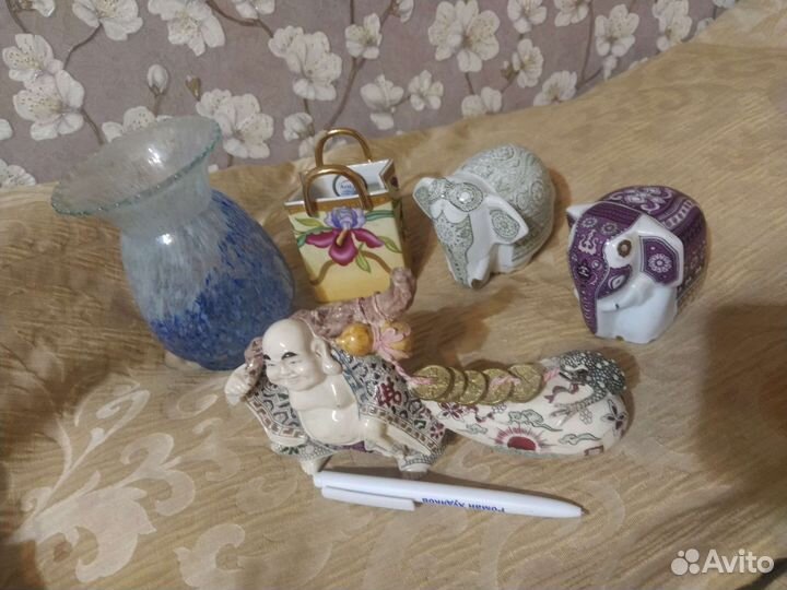 Сувениры.фляга,вазочки, статуэтки, и проч