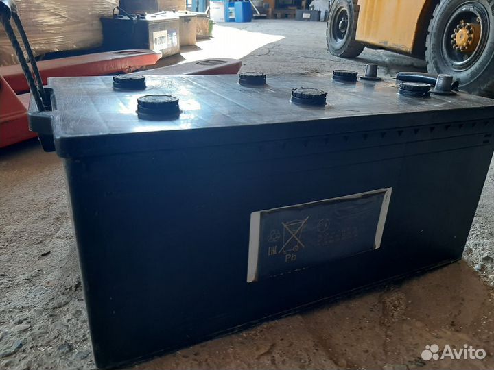 Аккумулятор Edcon 225 Ah