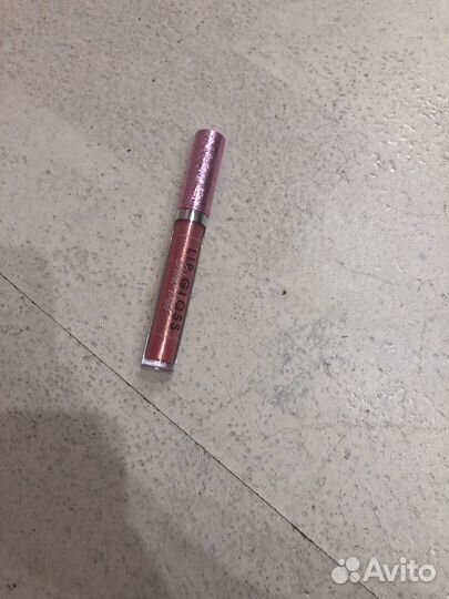 Блески, помады для губ