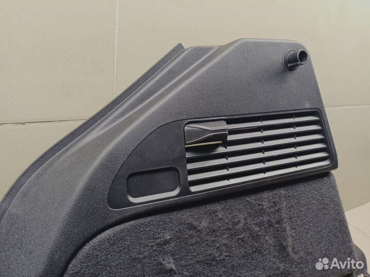 Обшивка багажника A1 2010