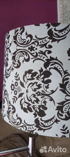 Стильный напольный торшер, лампа