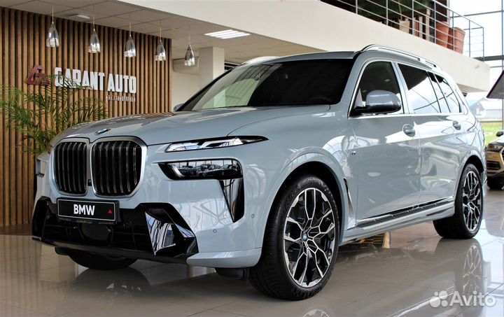BMW X7 3.0 AT, 2023, 1 км