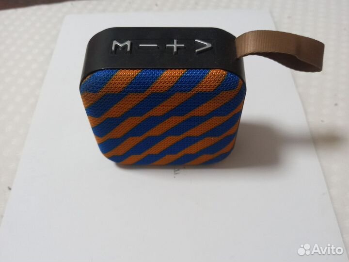 Блютуз колонка с отверстим USB для флешек