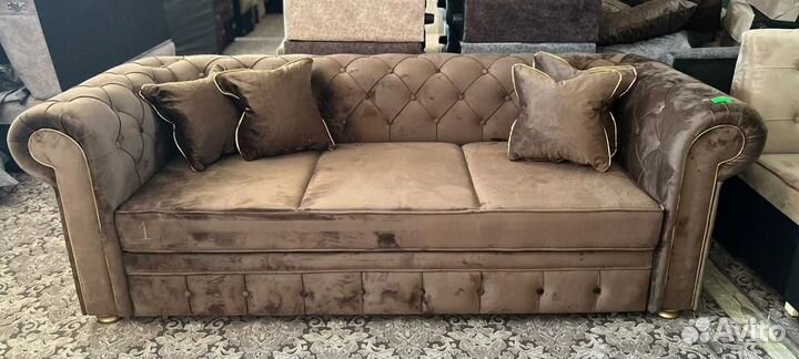 Диван поямой