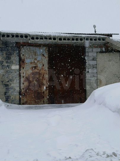 Гараж, > 30 м²