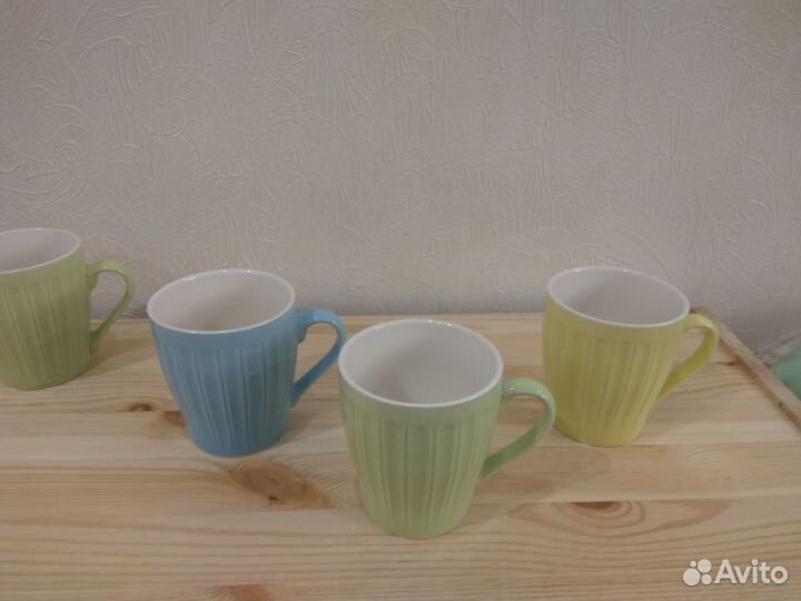 Кружки фарфоровые