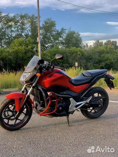 Honda NC700S автомат