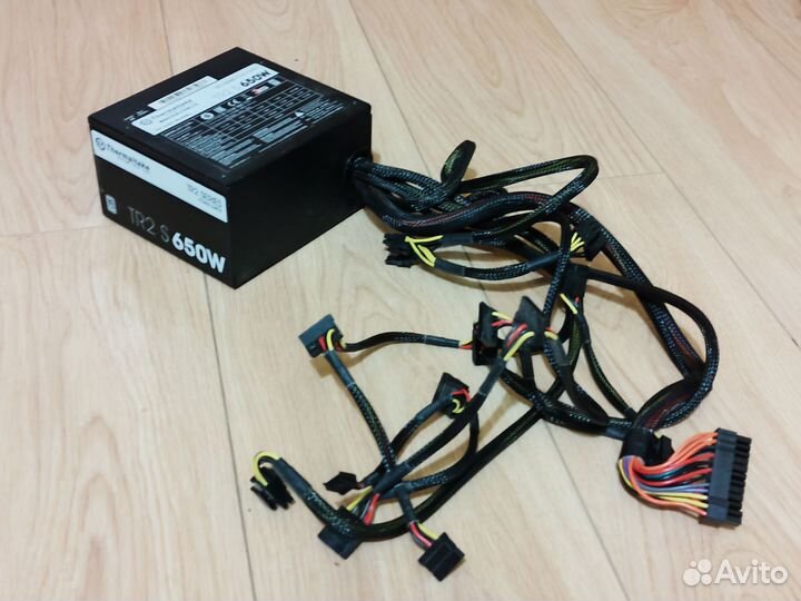 Termaltake TR2S 650w