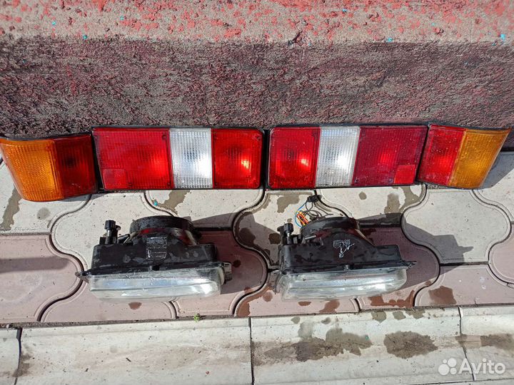 Фары стопари Волга 3102