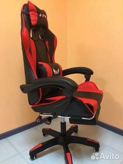 Офисное кресло (геймерское). Кресло для директора