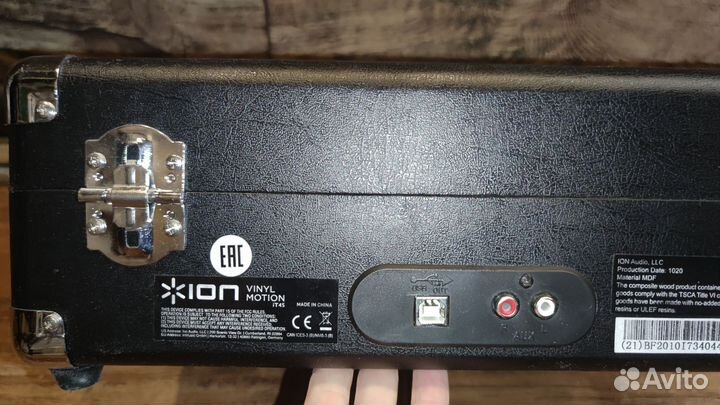 Виниловые проигрыватели ion / Lenco