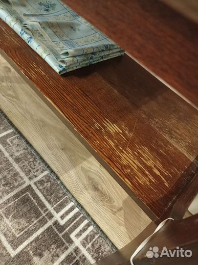 Журнальный столик