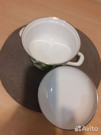 Кастрюля эмалированная