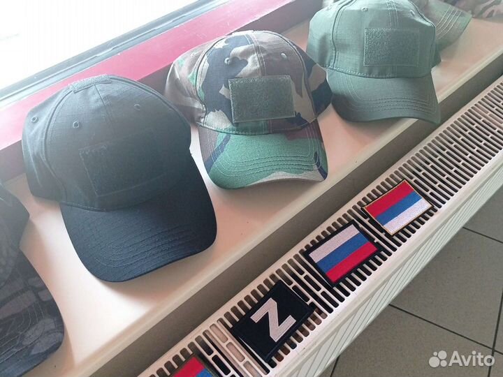 Бейсболки и шевроны Z Триколор на липучке