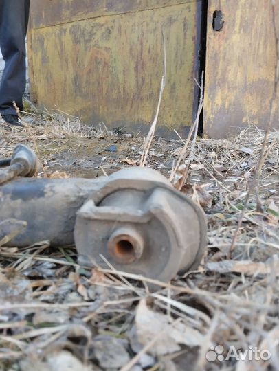 Задняя балка Toyota premio zzt240