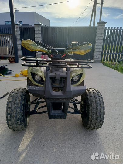 Продам детский квадроцикл 125 кубов бензин
