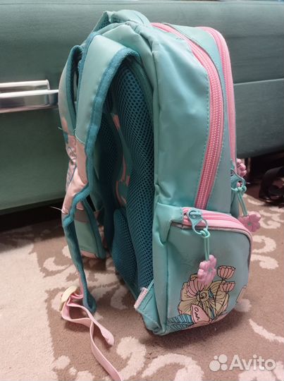 Школьный рюкзак для девочки