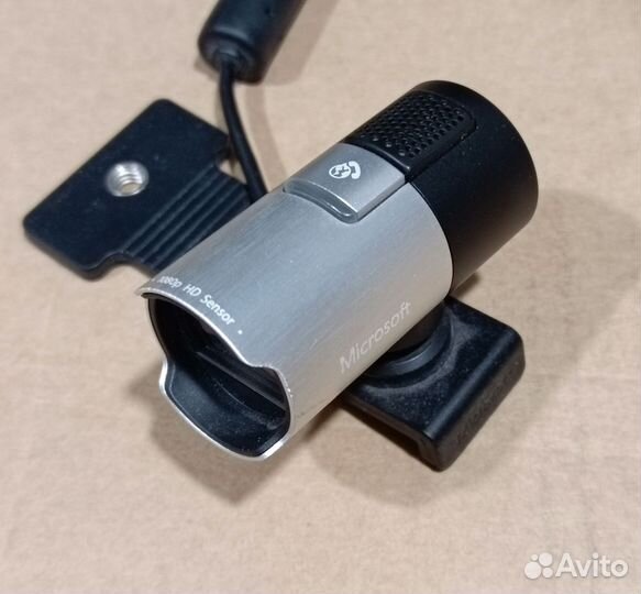 WEB-камера Microsoft LifeCam Studio FHD