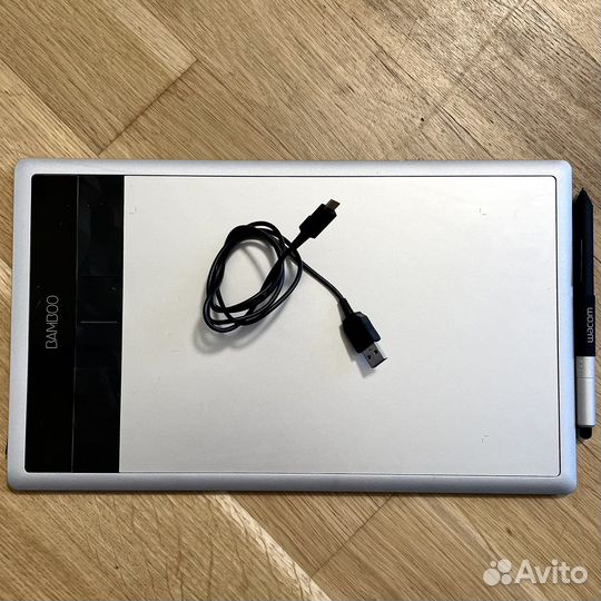 Графический планшет wacom cth670