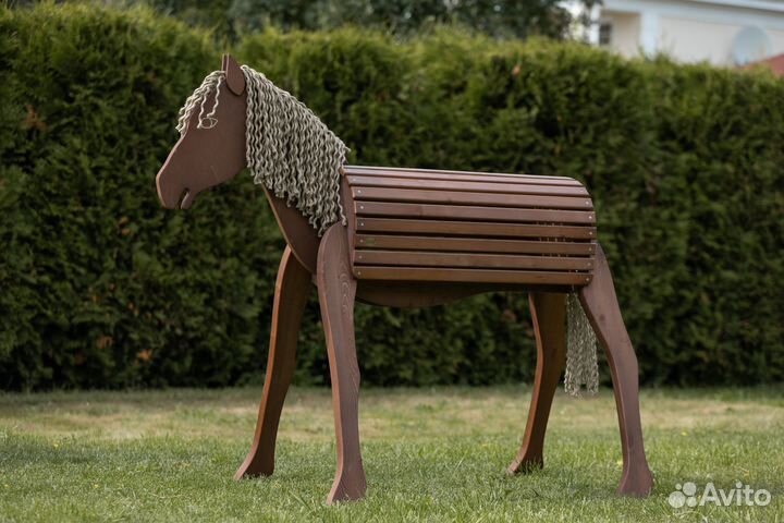 Деревянная лошадка для ребёнка Amigo