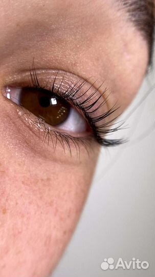 Модель на ламинирование ресниц