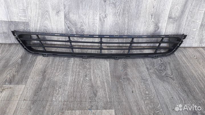 Решетка переднего бампера hyundai Santa Fe 3 2017
