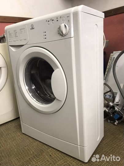 Стиральная машина Indesit WIU61