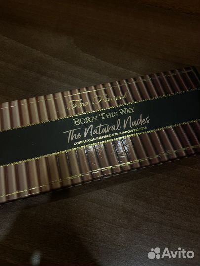 Палитра теней too faced