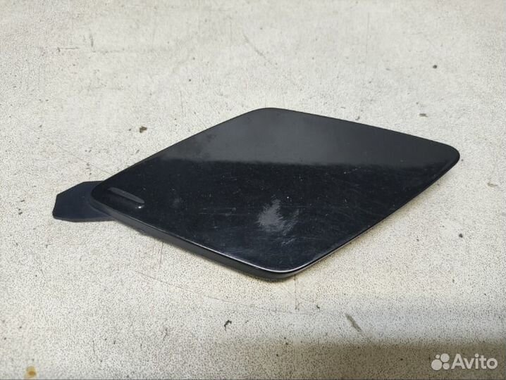 Заглушка буксировочного крюка передняя Volvo Xc60