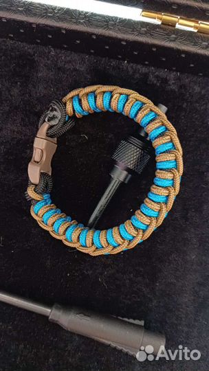 Браслет из паракорда