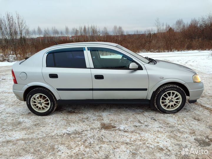 Opel Astra 1.6 МТ, 2003, 300 000 км