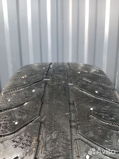 Bridgestone Ice Cruiser 7000 225/60 R16 102T