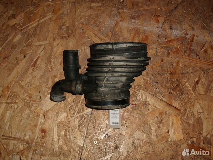 Патрубок турбокомпрессора MAN 51094020188