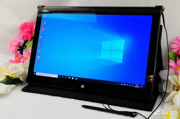 Планшет трансформер лэптоп ноутбук fujitsu