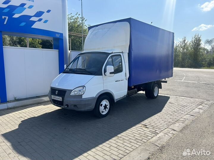 Водитель на газель