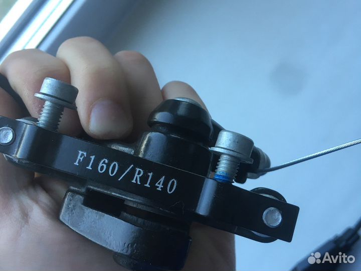 Механический тормоз передний