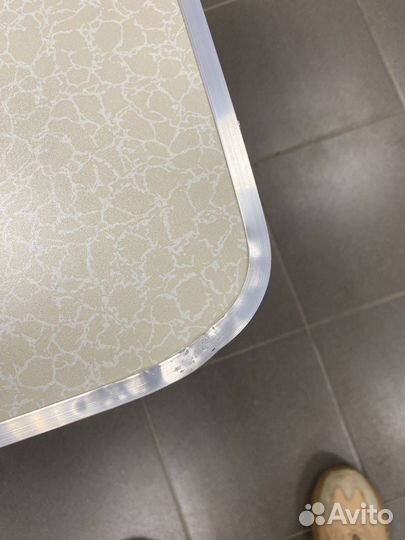 Складной туристический стол и 4 стула