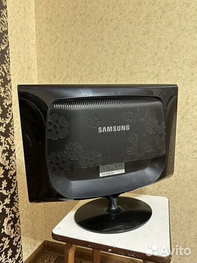 Монитор Samsung syncmaster 2233