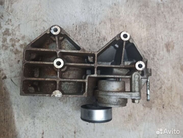 Кронштейн компрессора Chevrolet Lacetti, Aveo