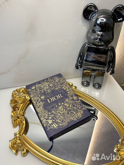 Ежедневник Dior