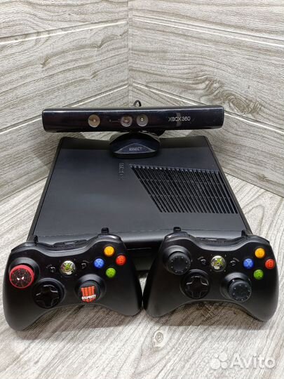 Xbox 360 Slim + Kinekt