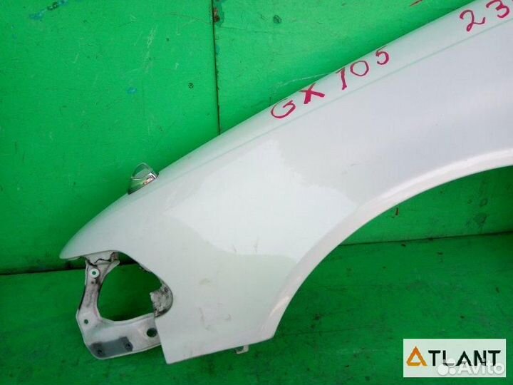 Крыло переднее левое toyota mark II