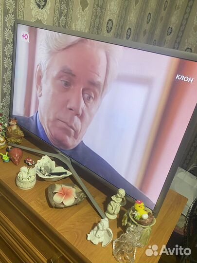 Телевизор samsung