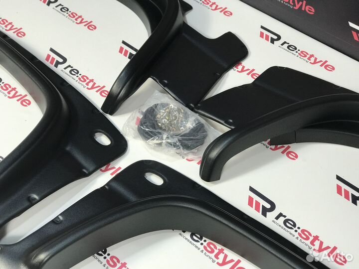 Фендера Suzuki Jimny 1998-2018