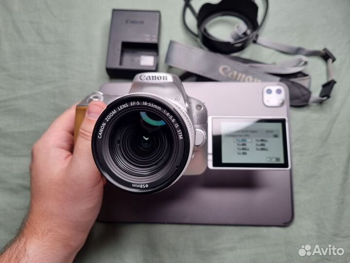 Canon 200d + 18-55 is STM