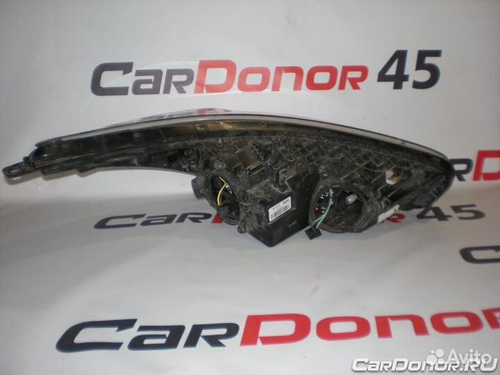 Фара головного света левая б/у для Kia Ceed (92101