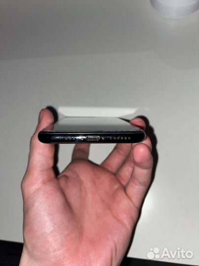 iPhone Xs, 64 ГБ