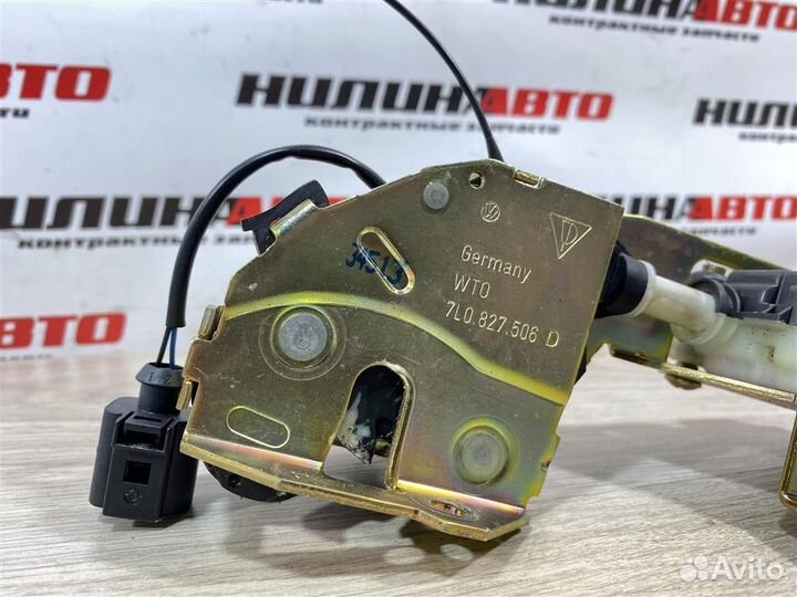 Замок крышки багажника VW Туарег